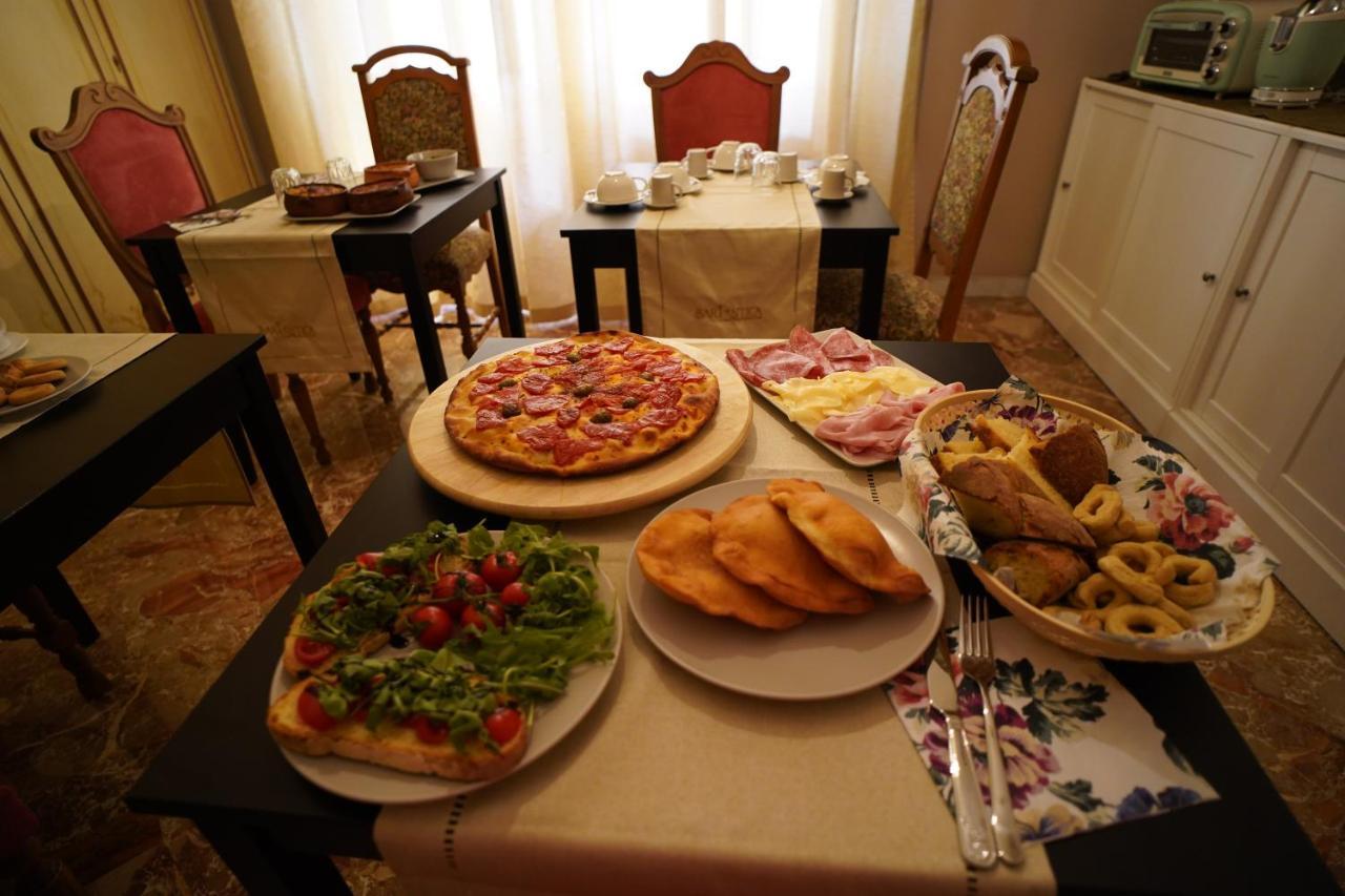 Bari Antica Boutique B&B מראה חיצוני תמונה